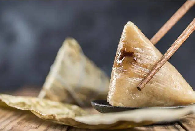 端午粽子香，精神記心膛