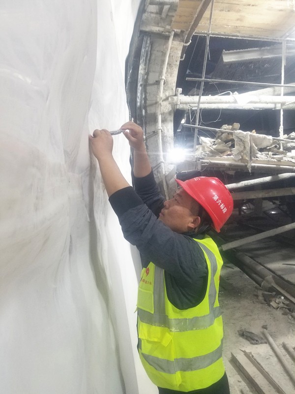 尋找最美公路人：樸實(shí)無華、沖勁十足的代衛(wèi)