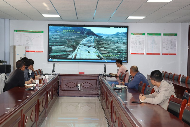 臨臨高速總監(jiān)辦、駐地辦蒞臨臨臨六標(biāo)開展施工進(jìn)度調(diào)度會0_副本