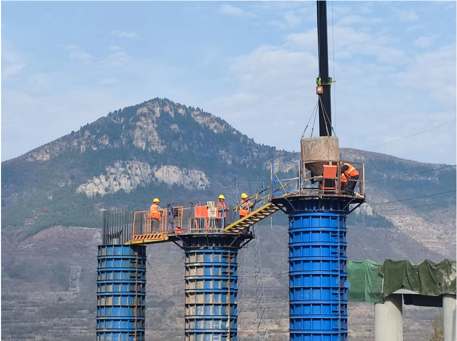 K102+627北安樂村大橋，9#左上墩柱澆筑砼_副本