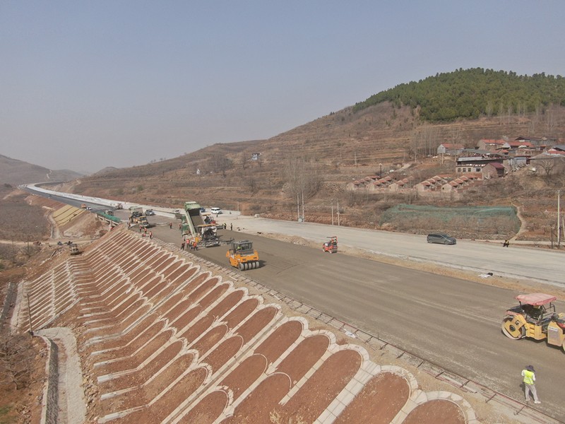 臨臨高速六標(biāo)開展2024年臨臨高速質(zhì)量安全標(biāo)桿工程創(chuàng)建活動