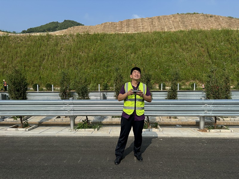 項目部宣傳李炎_副本