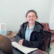 初次見面，請(qǐng)多關(guān)照