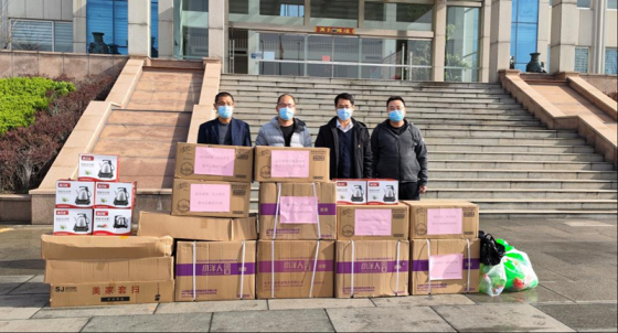 市政工程公司為淄川區(qū)交通局贈(zèng)送防疫物資